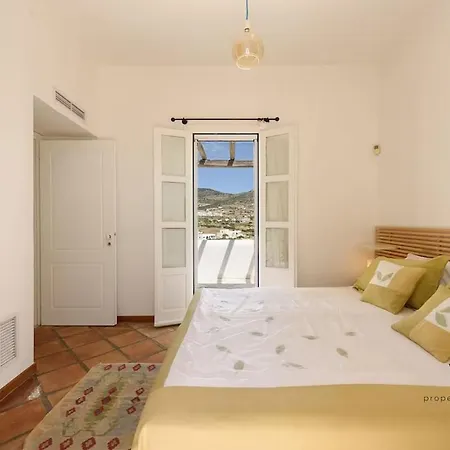 6br With Private Pool, 4 Baths & Garden -padma * Angairiá