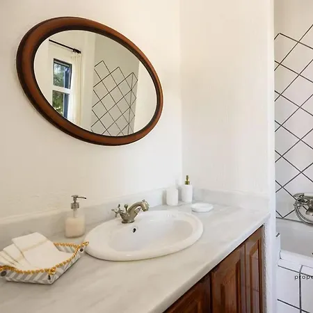 Lejlighed 6br With Private Pool, 4 Baths & Garden -padma *