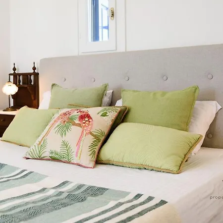 Appartamento 6br With Private Pool, 4 Baths & Garden -padma