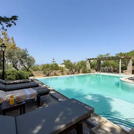 6br With Private Pool, 4 Baths & Garden -padma Appartamento