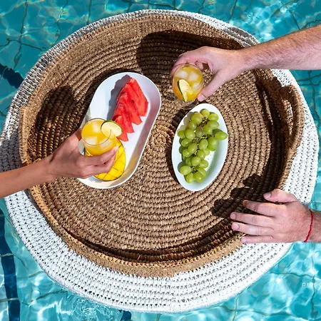 6br With Private Pool, 4 Baths & Garden -padma Appartamento Angairiá